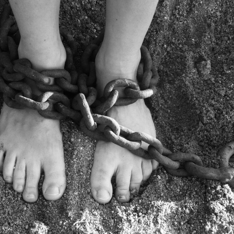 5 ways to let go of victim mindset